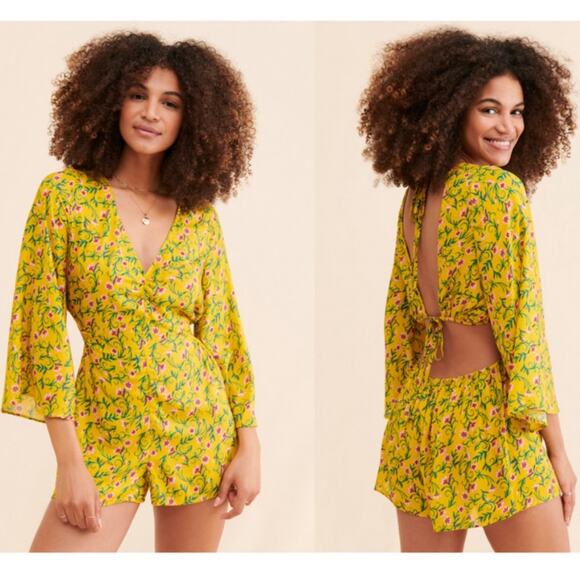 Anthropologie Magnolia Romper One Piece Long Sleeve Shorts Yellow Floral Size L
